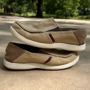 Crocs Slip On Canvas Shoes SIZE 1